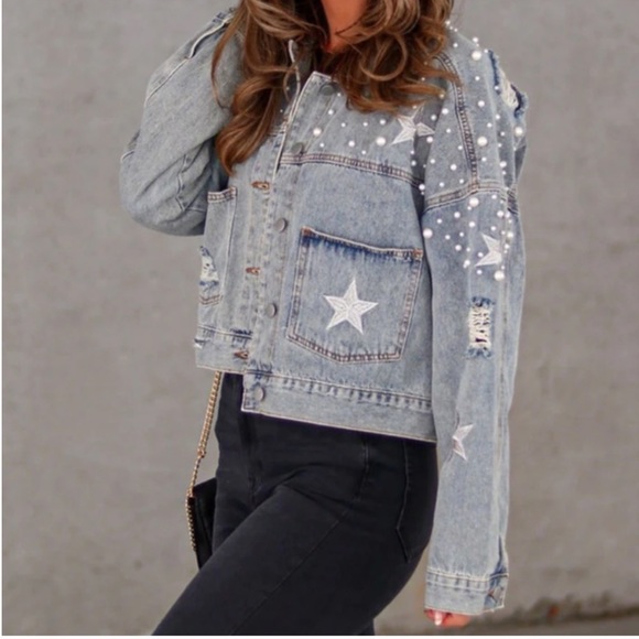 Vici Pearl and Embroidered North Star Distressed Denim Blue Jean Jacket New - Picture 5 of 13